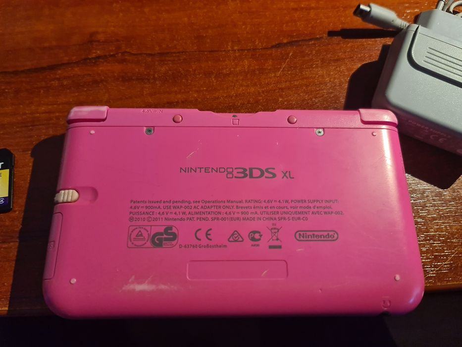 3ds Xl com carregador e cartão 4gb