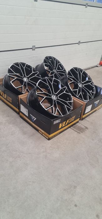 19 5x112 Mercedes BMW Nowe okazjaWyprzedaż( dwie szerokośći2 odsadzeni