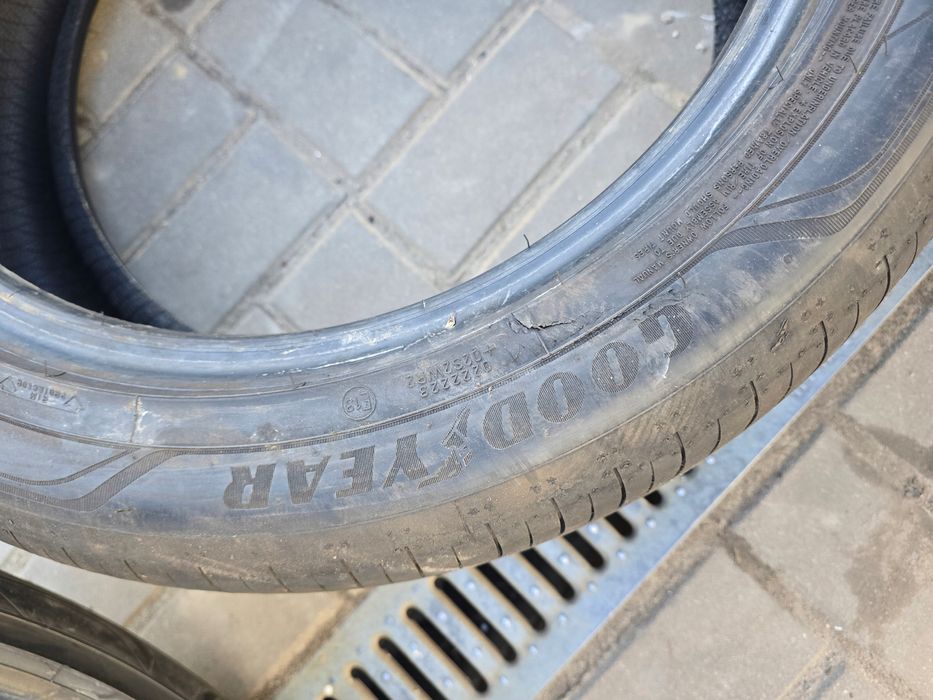 Goodyear Efficientgrip Performance 2 215/50R18 92V 22R 2x