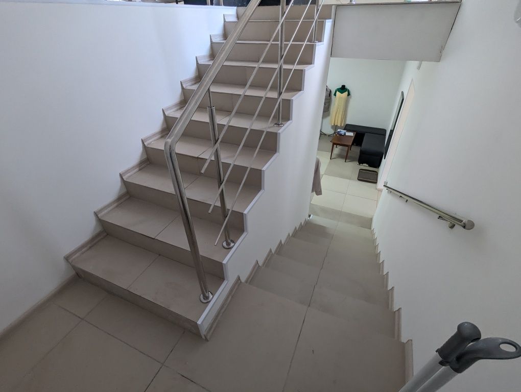 Продам приміщення Богоявленська (250 м.кв.)