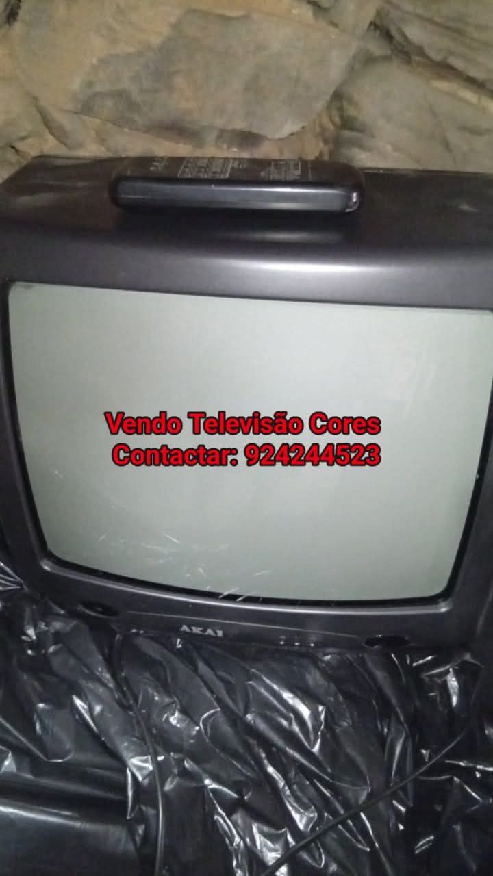 Televisão Cores com Comando