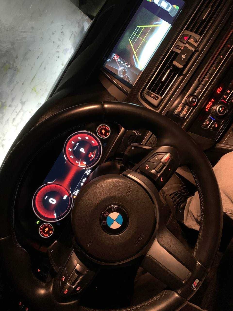 Офіційна BMW 5 series F10 в гарному стані