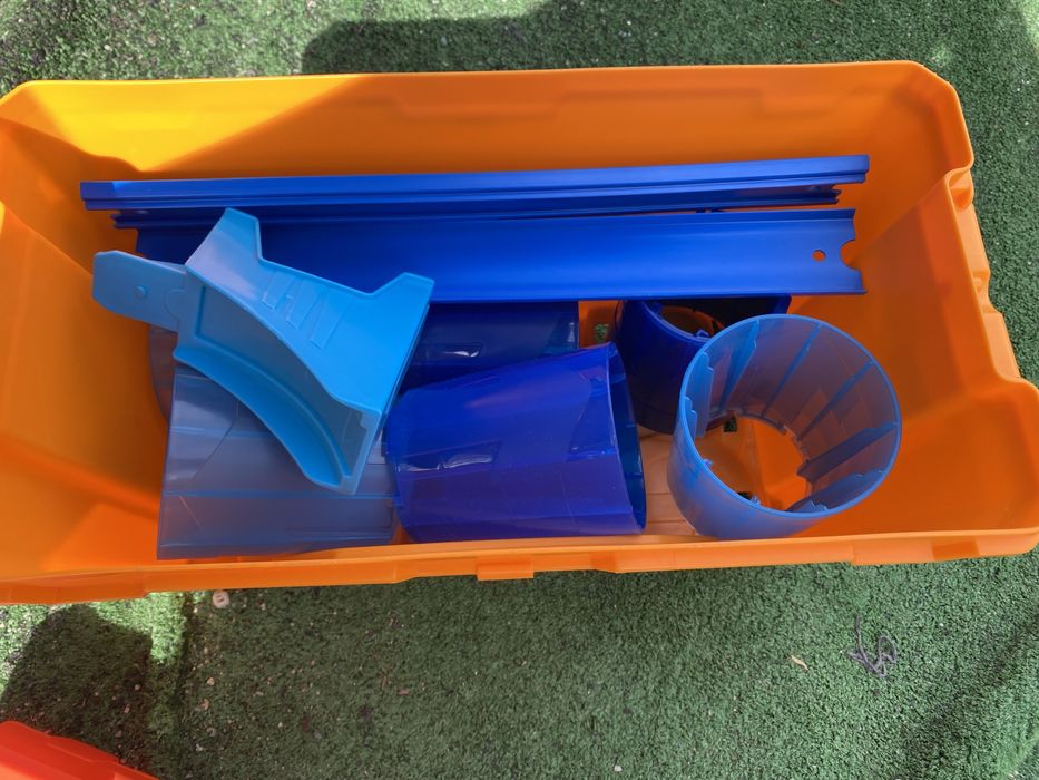 Tor hot wheels kaskaderskie beczki