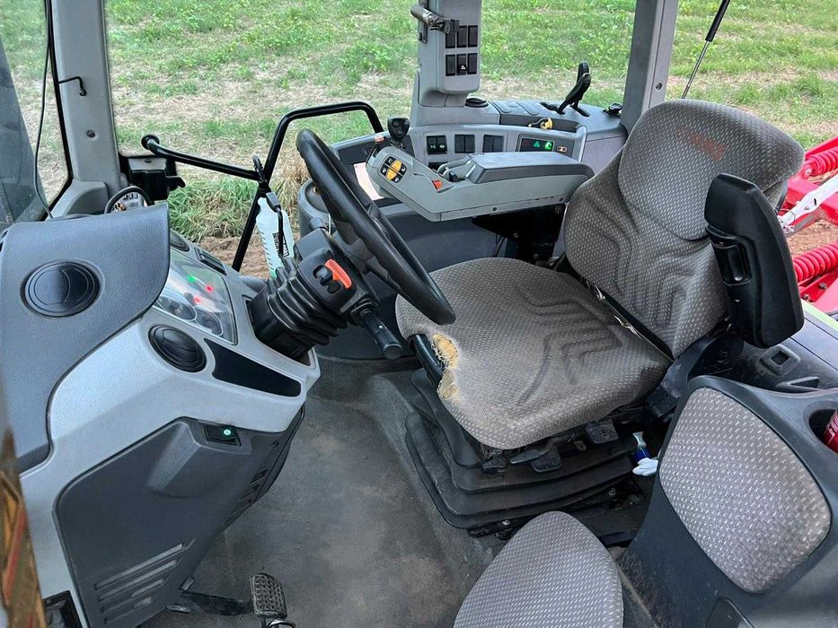 Claas Axion 820 Cebis 2010r Cmatic  (John Deere, Fendt, Case)