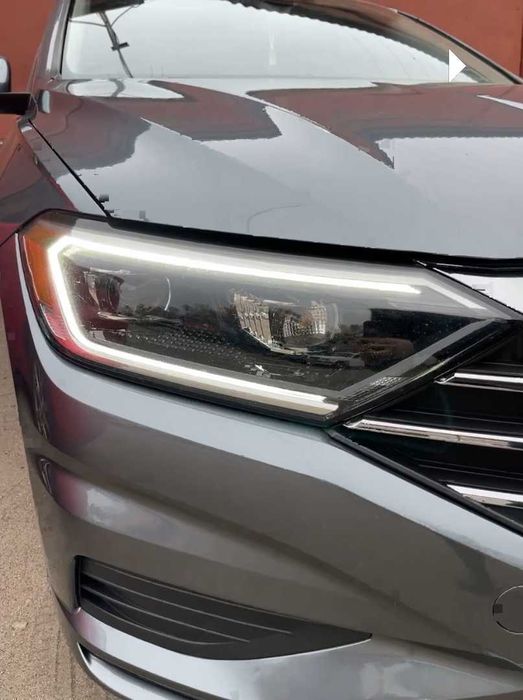 Volkswagen Jetta у комплектації SEL 2018