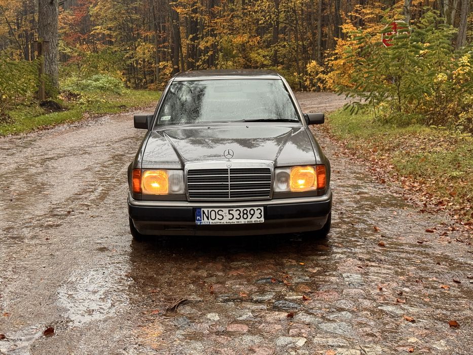Mercedes E220. ( W124 )
