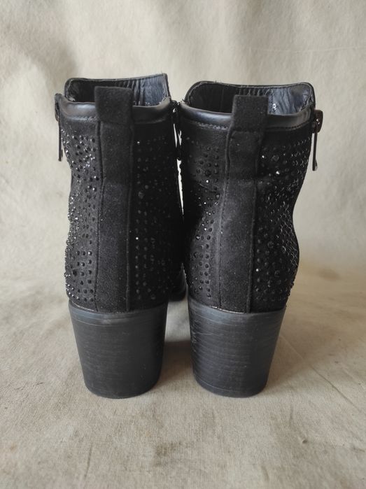 Czarne botki damskie na słupku Bello Star nr 38