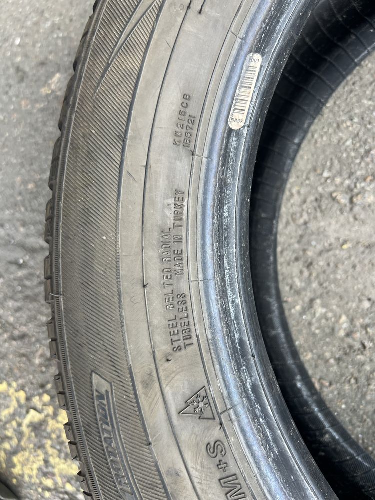 Резина зимова 215 60 r17 falken