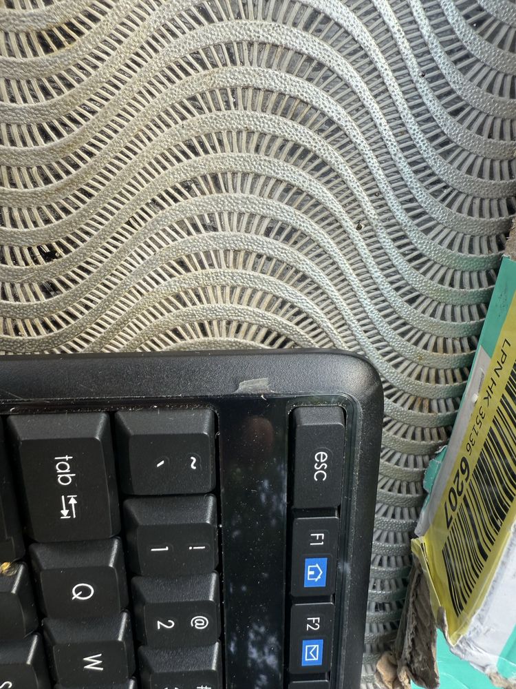 Klawiatura logitech z myszka