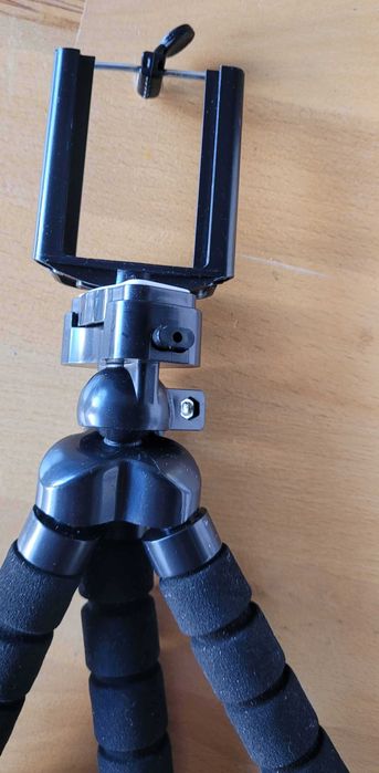 Suporte de Telemóvel e Mini Câmara