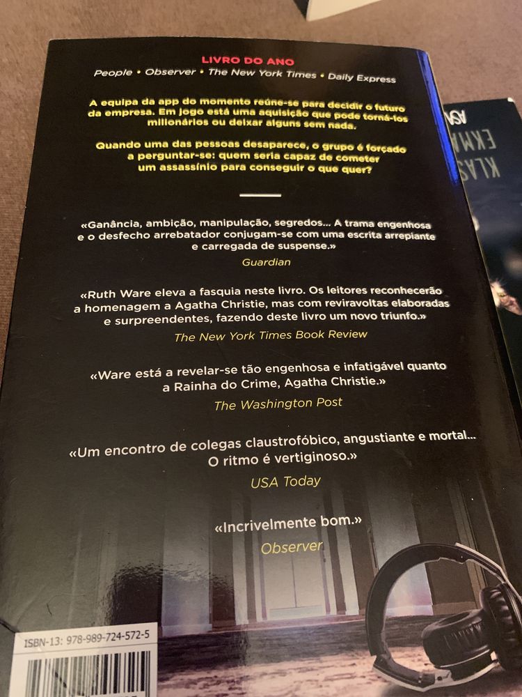 Um por Um - Ruth Ware