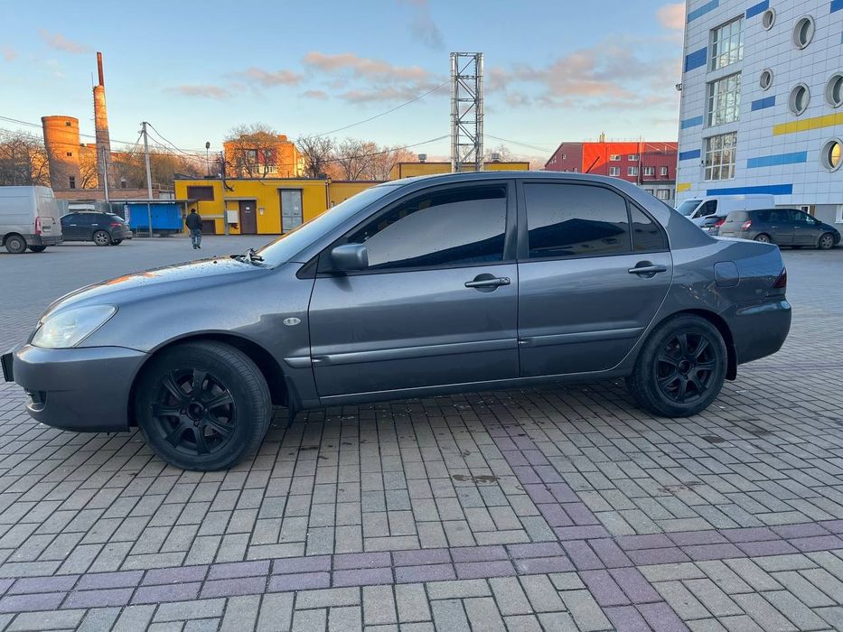 Mitsubishi Lancer 9 1.6