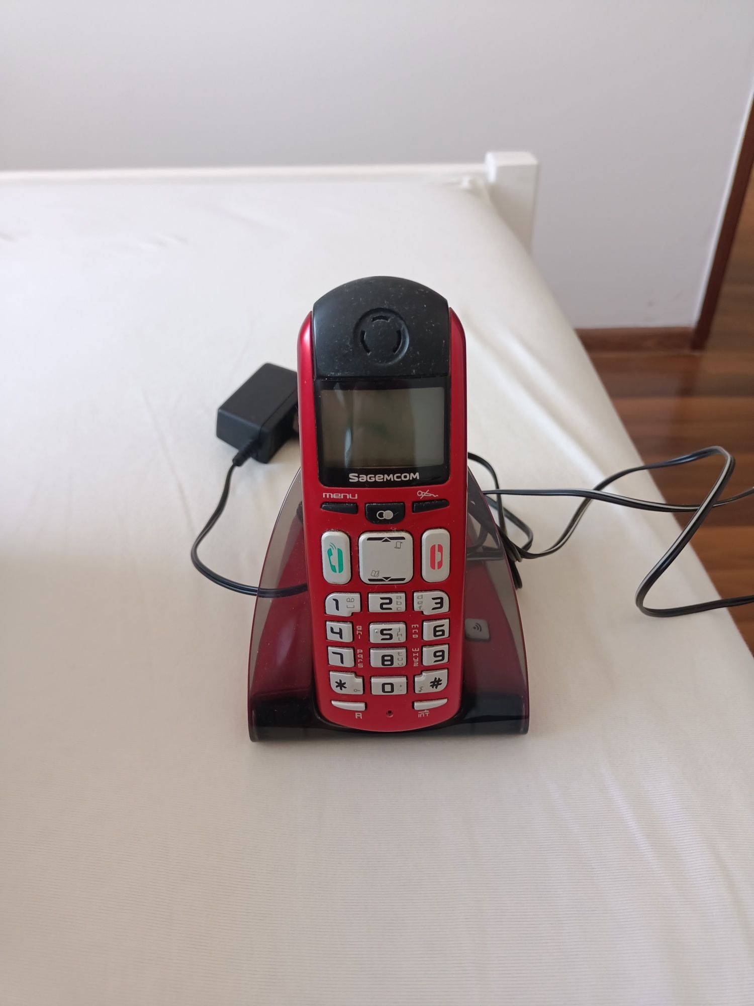 Telefon bezprzewodowy Sagemcom D27T