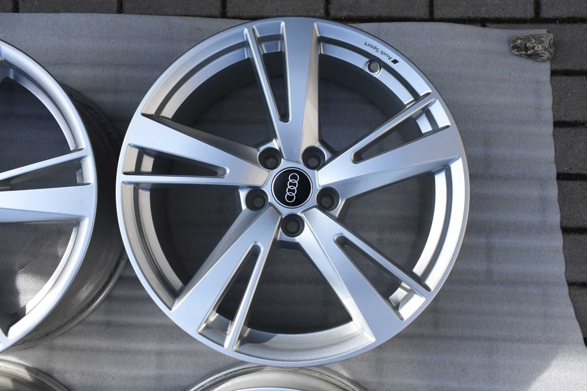 Felgi Audi A3 S3 19 8P0 8V0 8Y0 Audi Sport 8Jx19 ET49