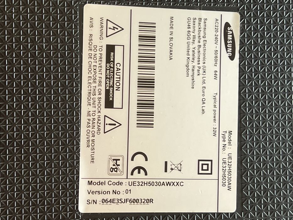 TV Samsung - modelo UE32H5030AW