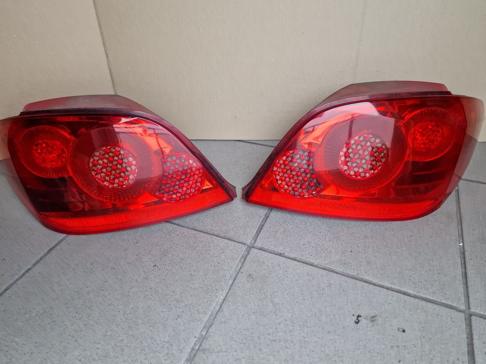 Lampa tył lewa peugeot 307 lift hatchback