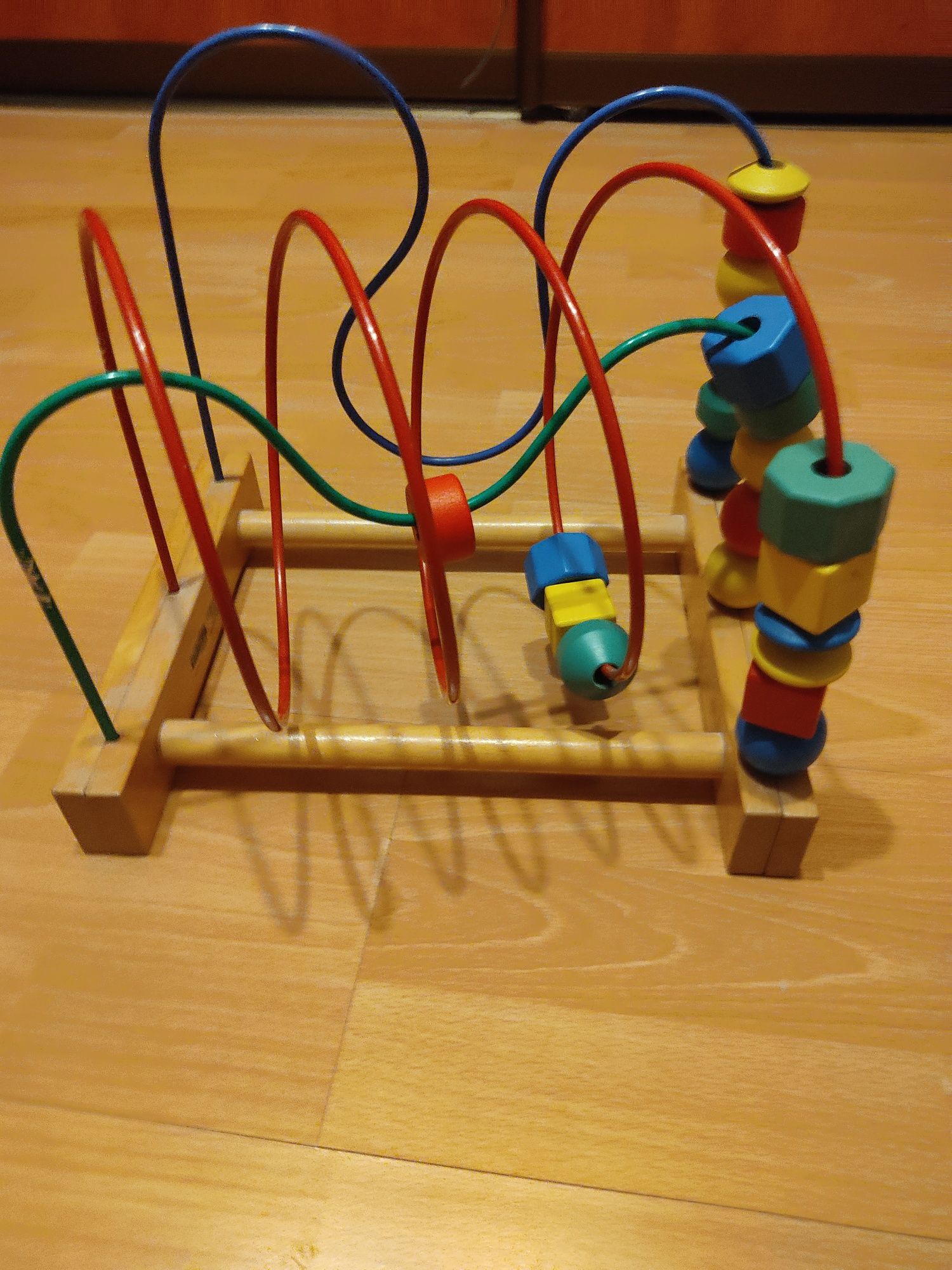 Zabawka edukacyjna Ikea.