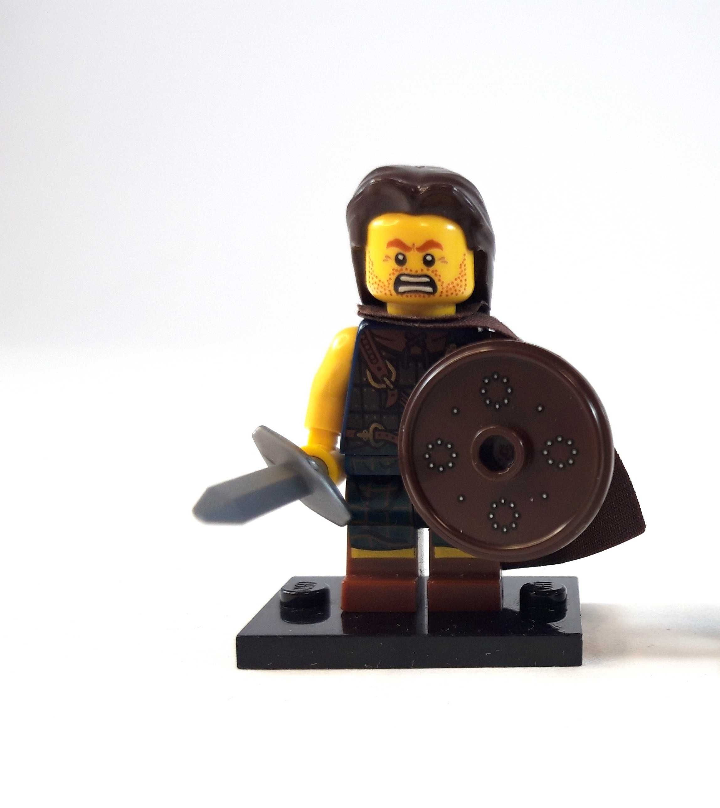 LEGO szkocki wojownik Highland Battler seria 6 + GRATIS peleryna