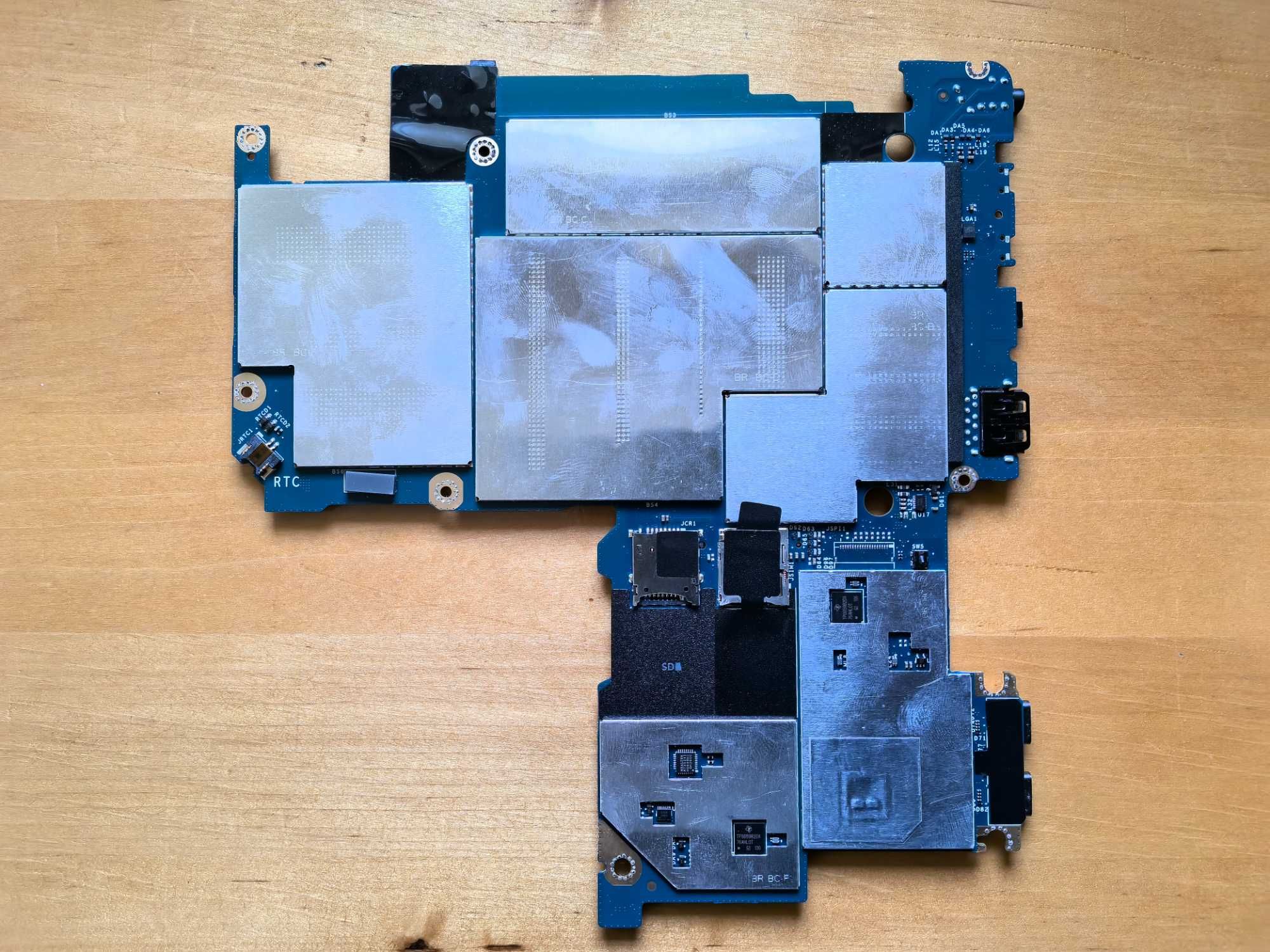 Płyta główna Dell Latitude 5285 2w1 i7-7600U 2.8GHz 16GB LA-D891P