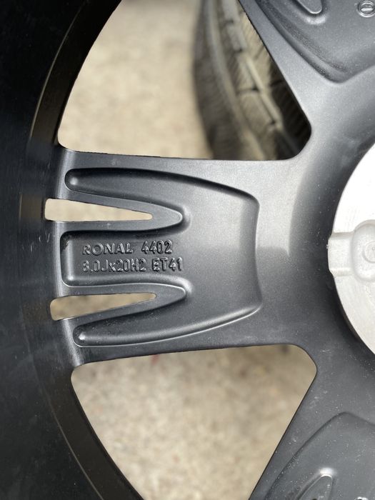 Koła Alu SEAT TARACCO 5x112-20 ET41 Pirelli 235/45r20 5FJ601025B