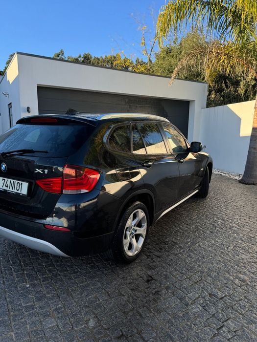 BMW X1 sDrive18d 2.0 Diesel
244.000 km | Cor preta | Revisõ