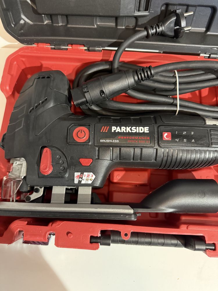 Електрична пилка PARKSIDE  PPSTK 550 A1