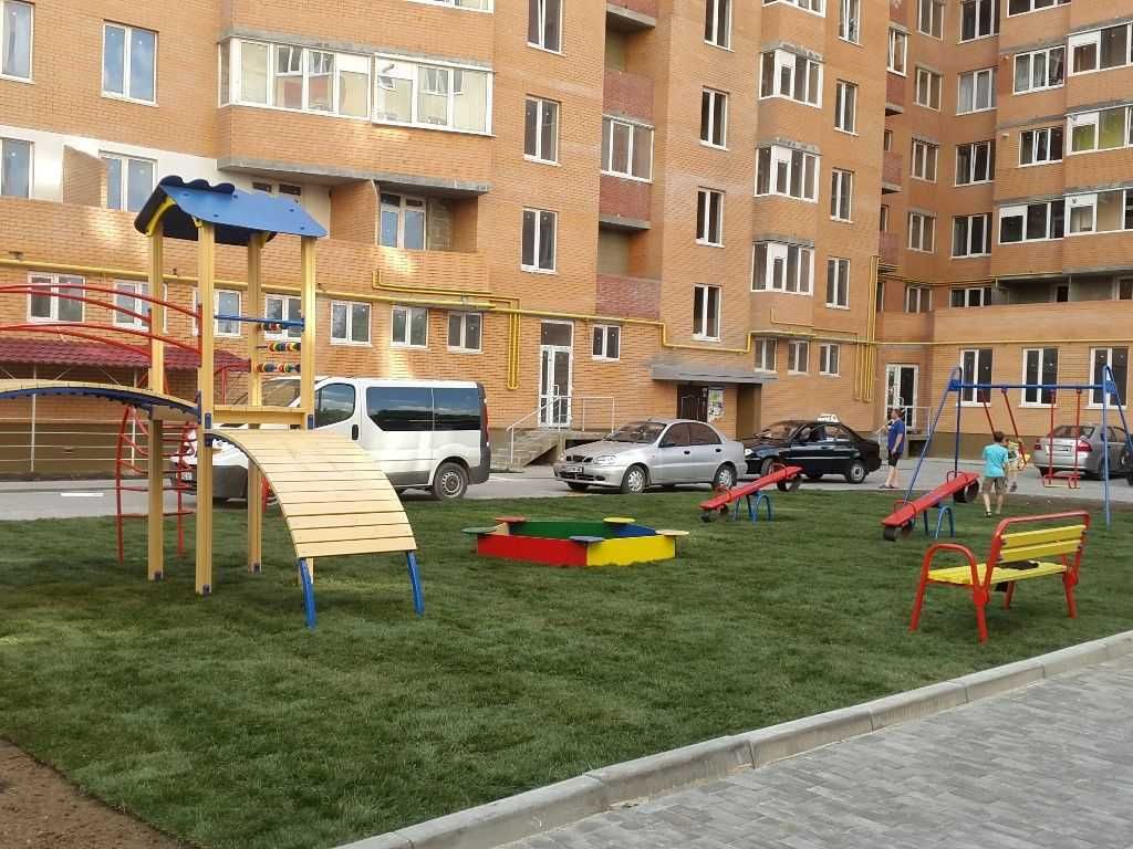 2 кім. вул. Тролейбусна