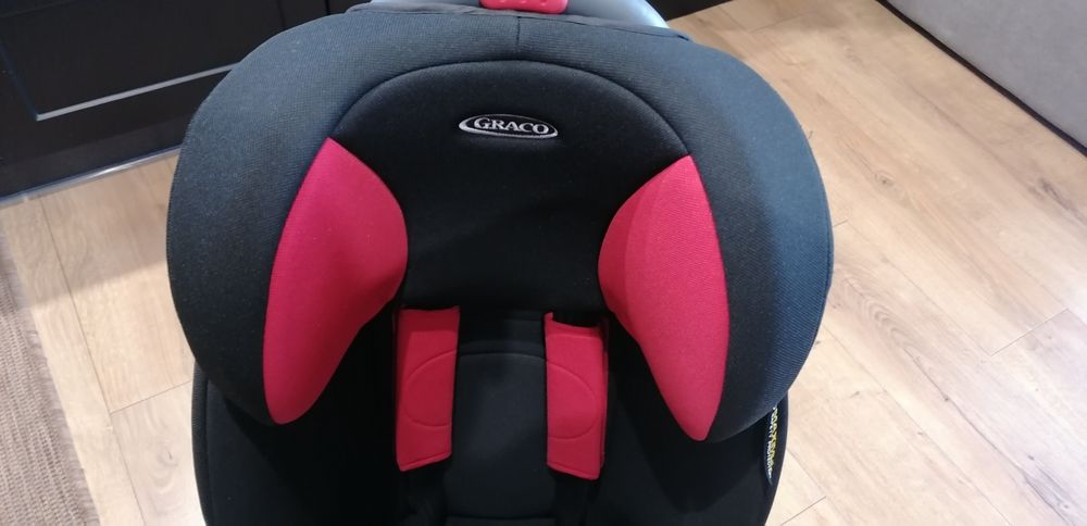 Fotelik samochodowy Graco Nautilus 9 - 36 kg