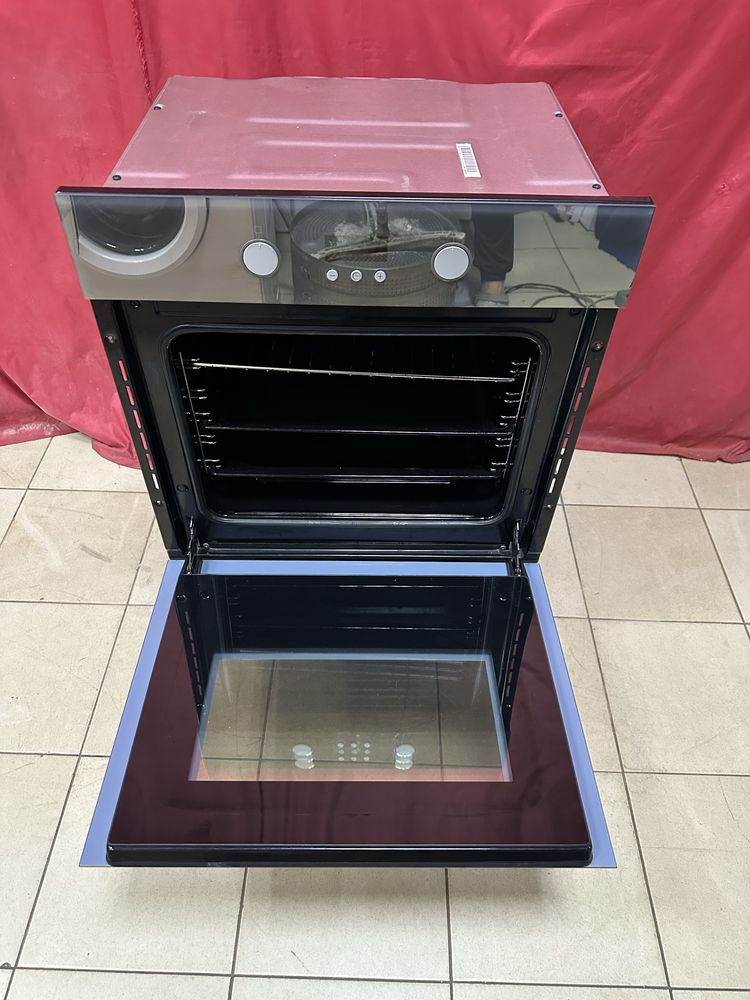 Духовой электрический шкаф Hotpoint Ariston FQ 837
