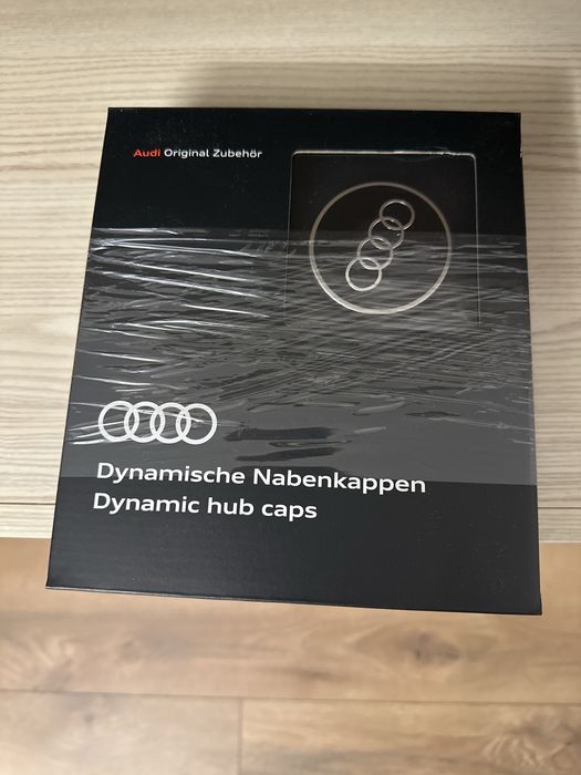 Oryginalne dynamiczne dekielki do felg Audi