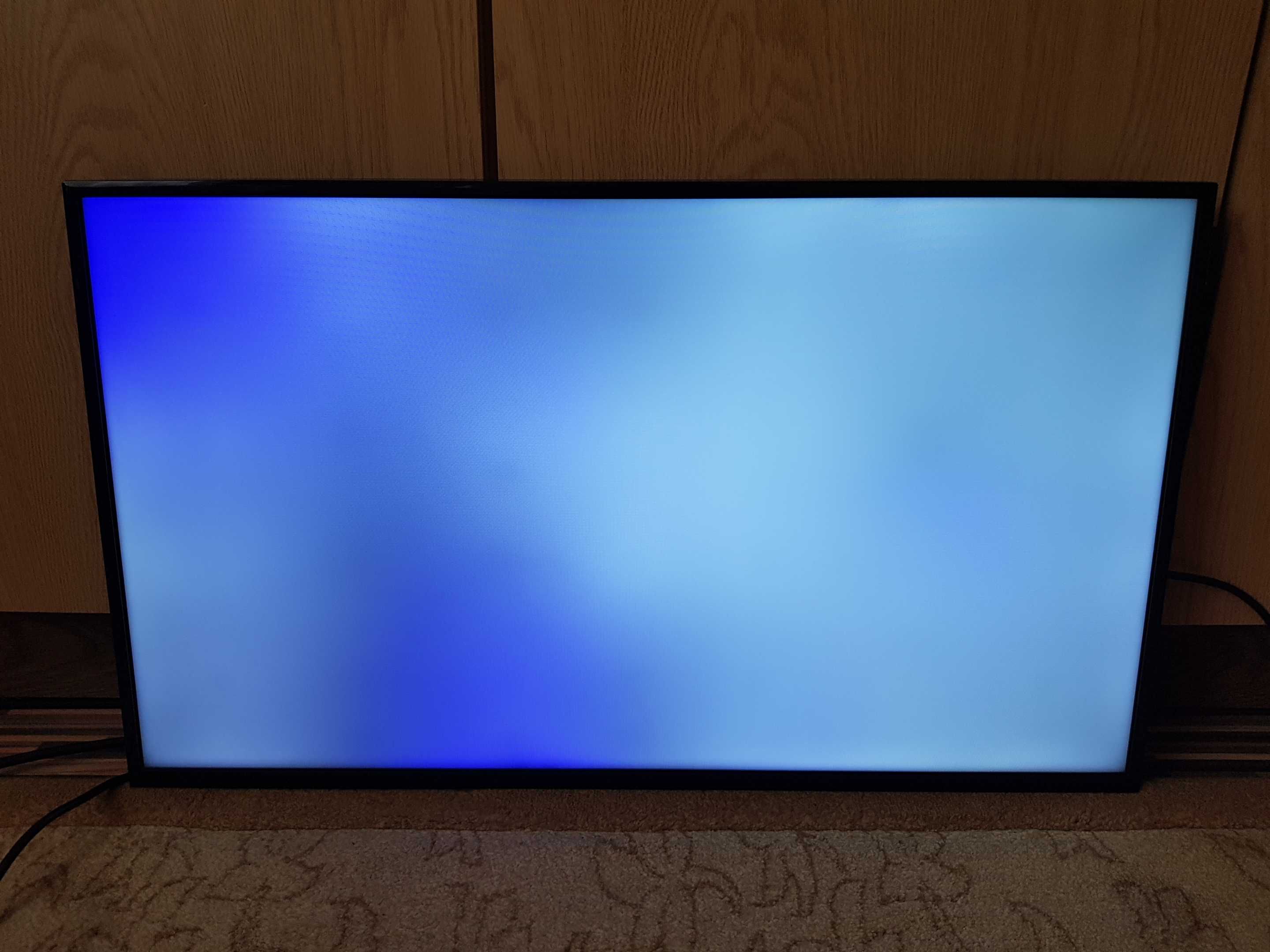 TV monitor Samsung DM32D + pilot