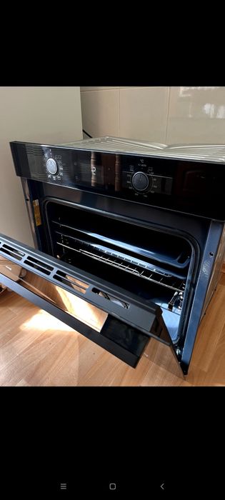 Духова  шафа  Whirlpool OMK58HU1B.