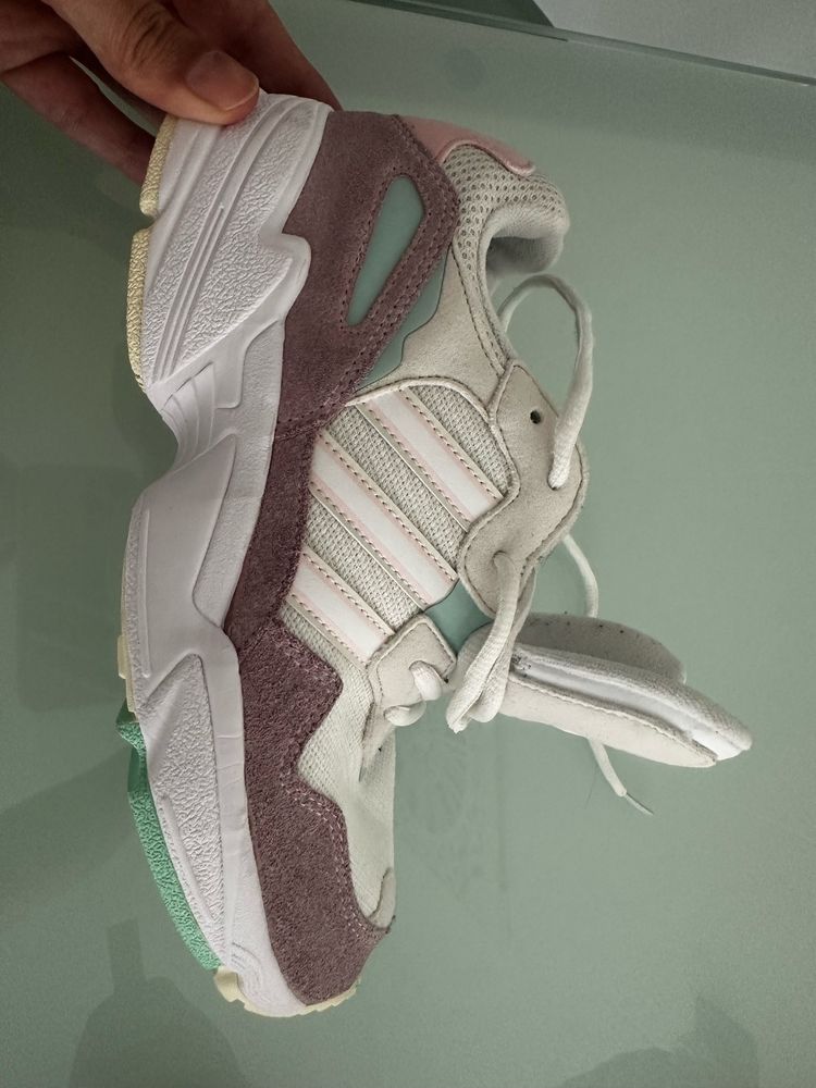 Tenis adidas tamanho 38 originais