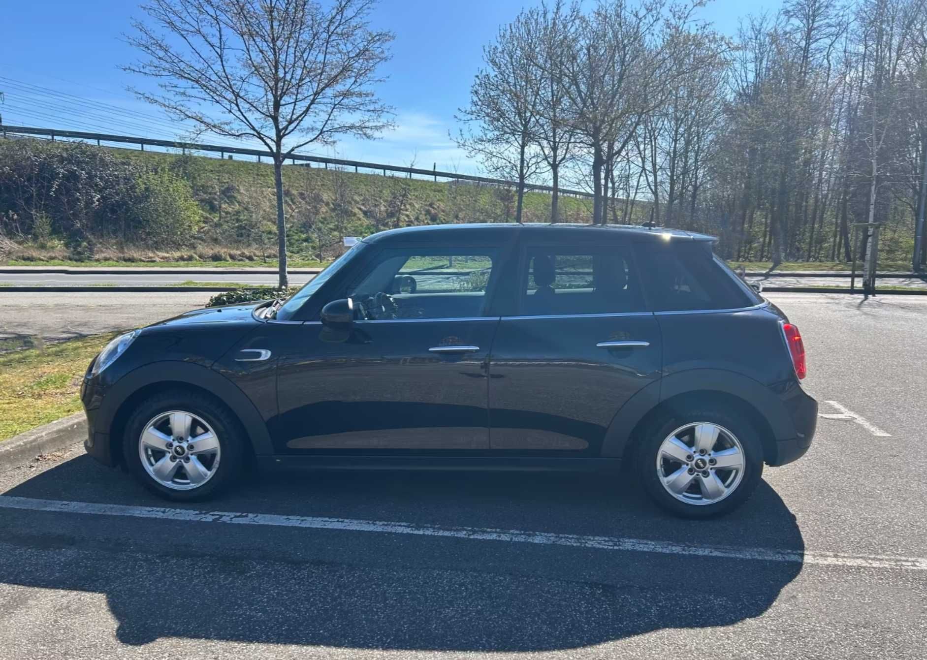 Mini Cooper D - 5 Portas - 1.5D 116cv