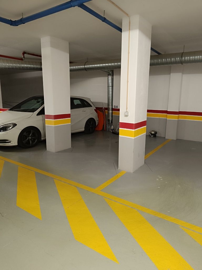 Lugar de garagem ideal para mota