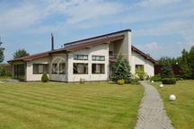 Продажа 2-этажного дома 700м2 , г. Плюты