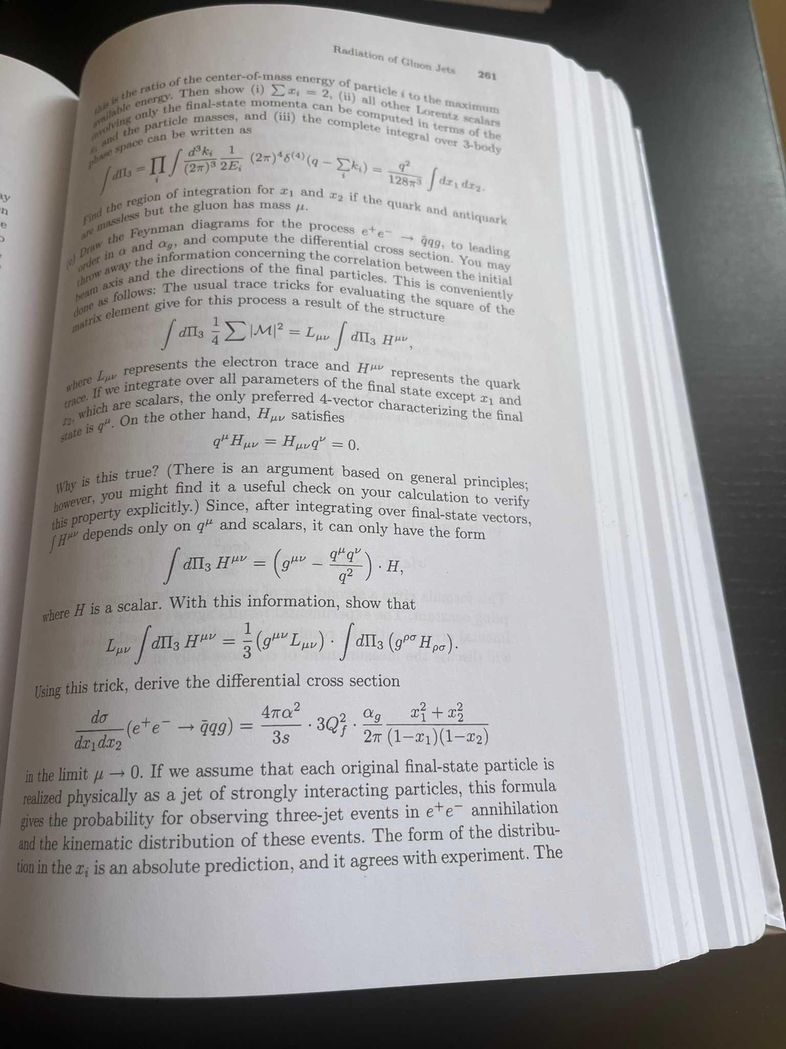 Peskin and Schroeder, An introduction to quantum field theory