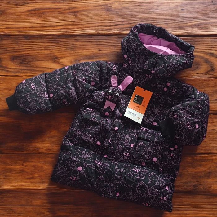 Зимова куртка для дівчинки, розмір 110 - 116