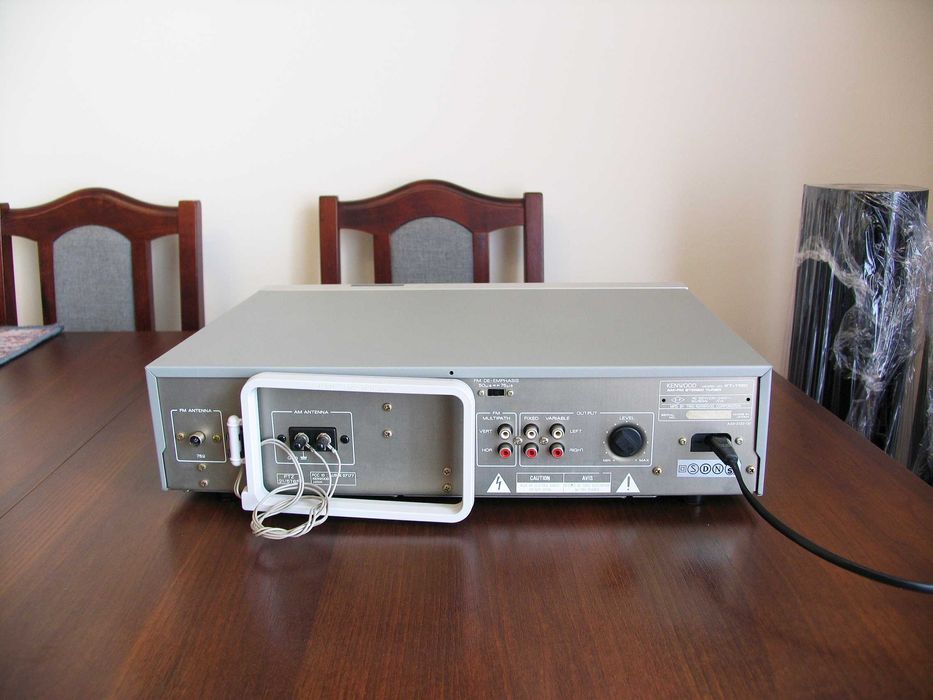 KENWOOD KT-1100 / TOP Tuner Silver - Jak Nowy '' Vintage ''