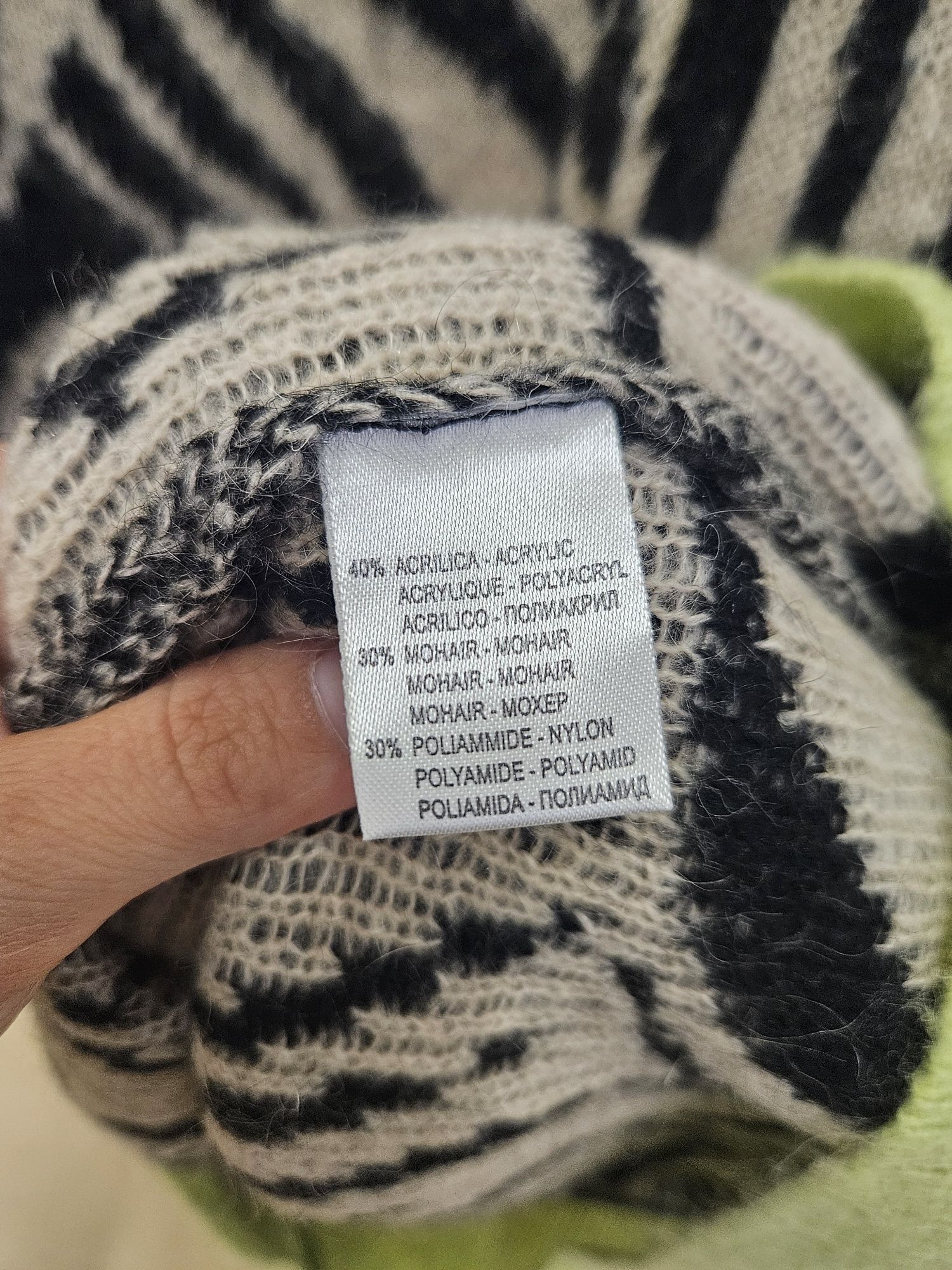 Sukienka sweterkowa Kontatto zebra
