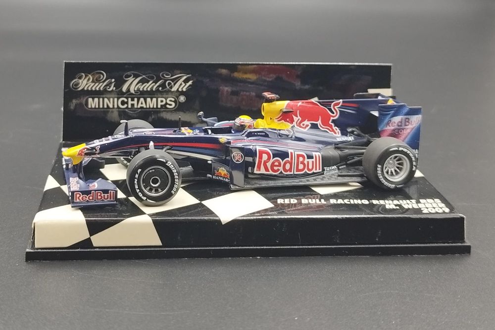 1:43 F1 Red Bull Racing Renault RB5 M Webber 2009 Minichamps