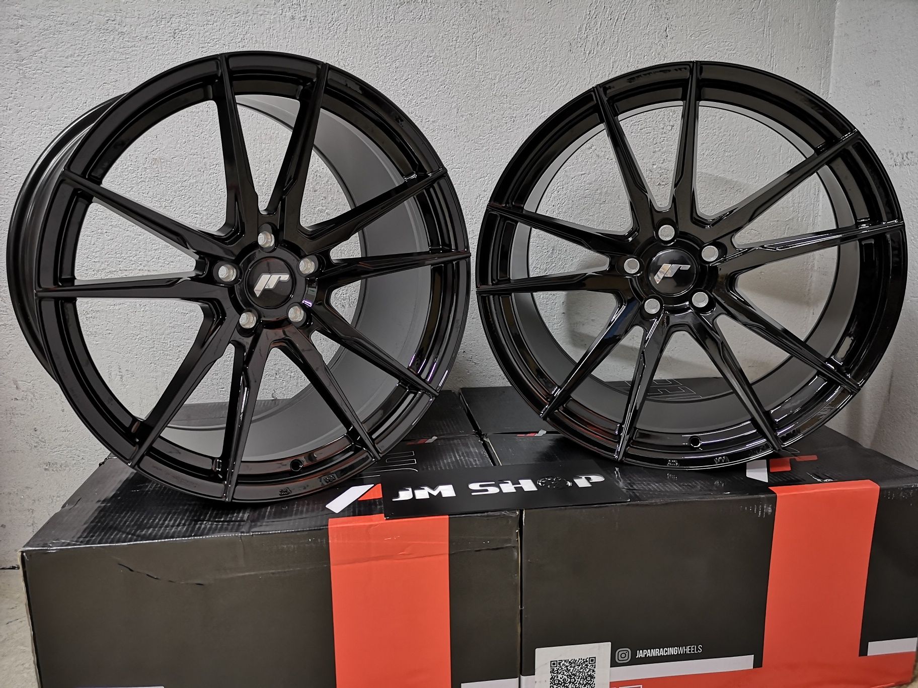 Felgi Flow Form JR21 20" BMW Gloss Black