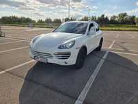 Porsche Cayenne 2 2012 3.0 diesel automat 8 biegowy panorama wentylowa