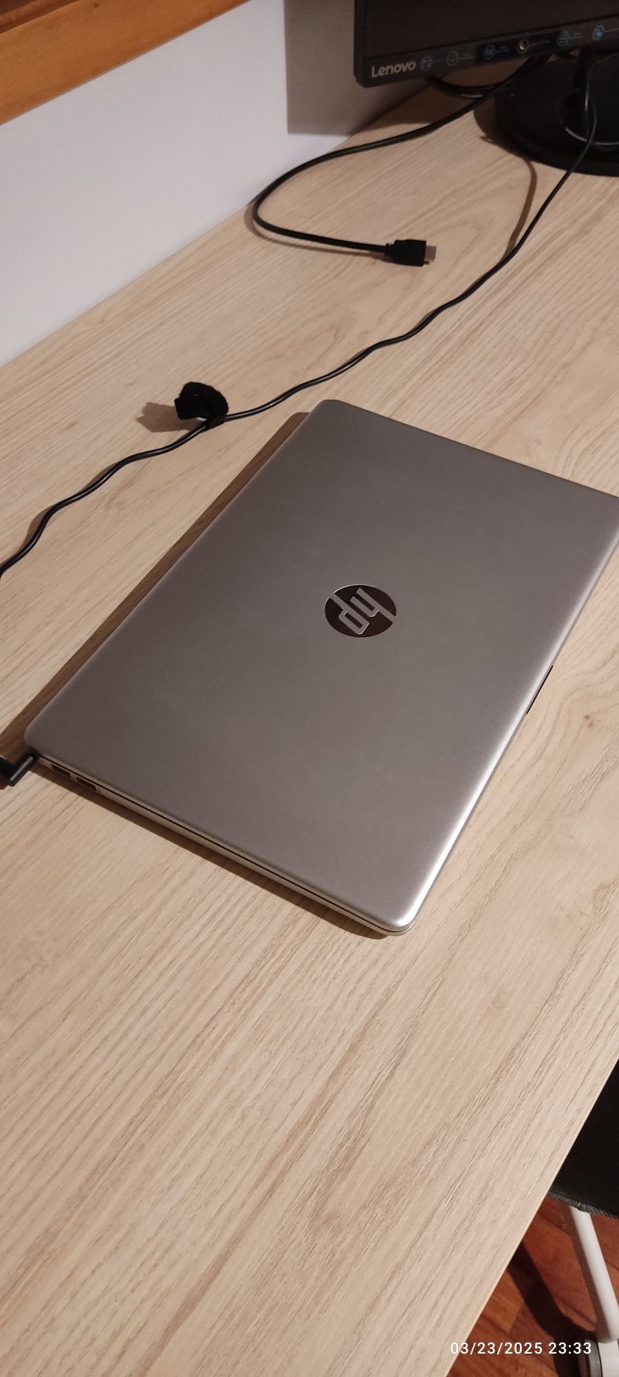 Portátil HP 15s-eq2015-np: Ryzen 5/16GB RAM