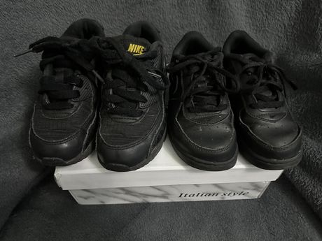 Детские кроссовки Nike черные