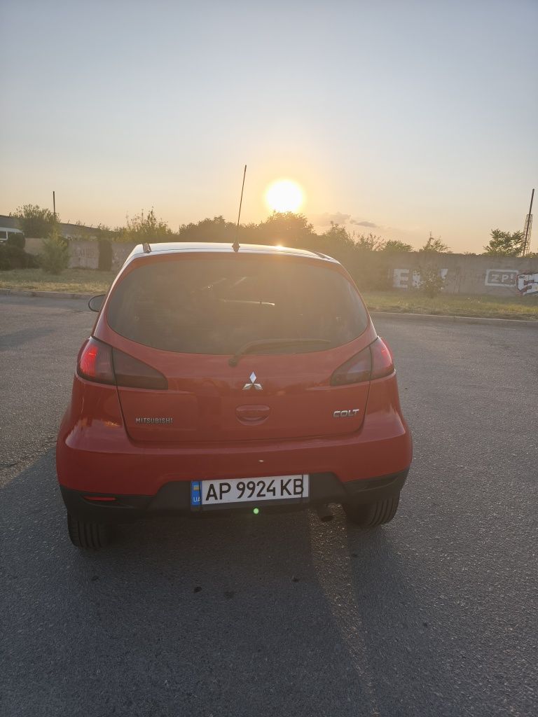 Mitsubishi Colt 2009