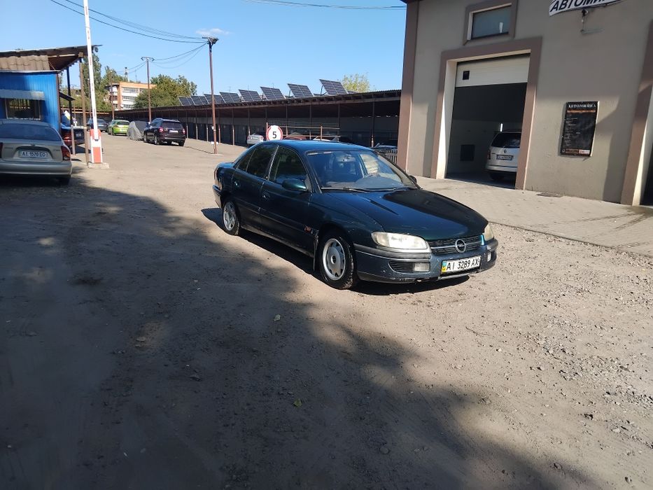 Опель Омега 2.0 газ/бензин. На повному ходу