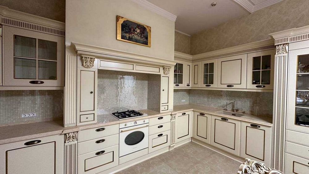 Дом с ремонтом на Фонтане. Львовская. 10 соток