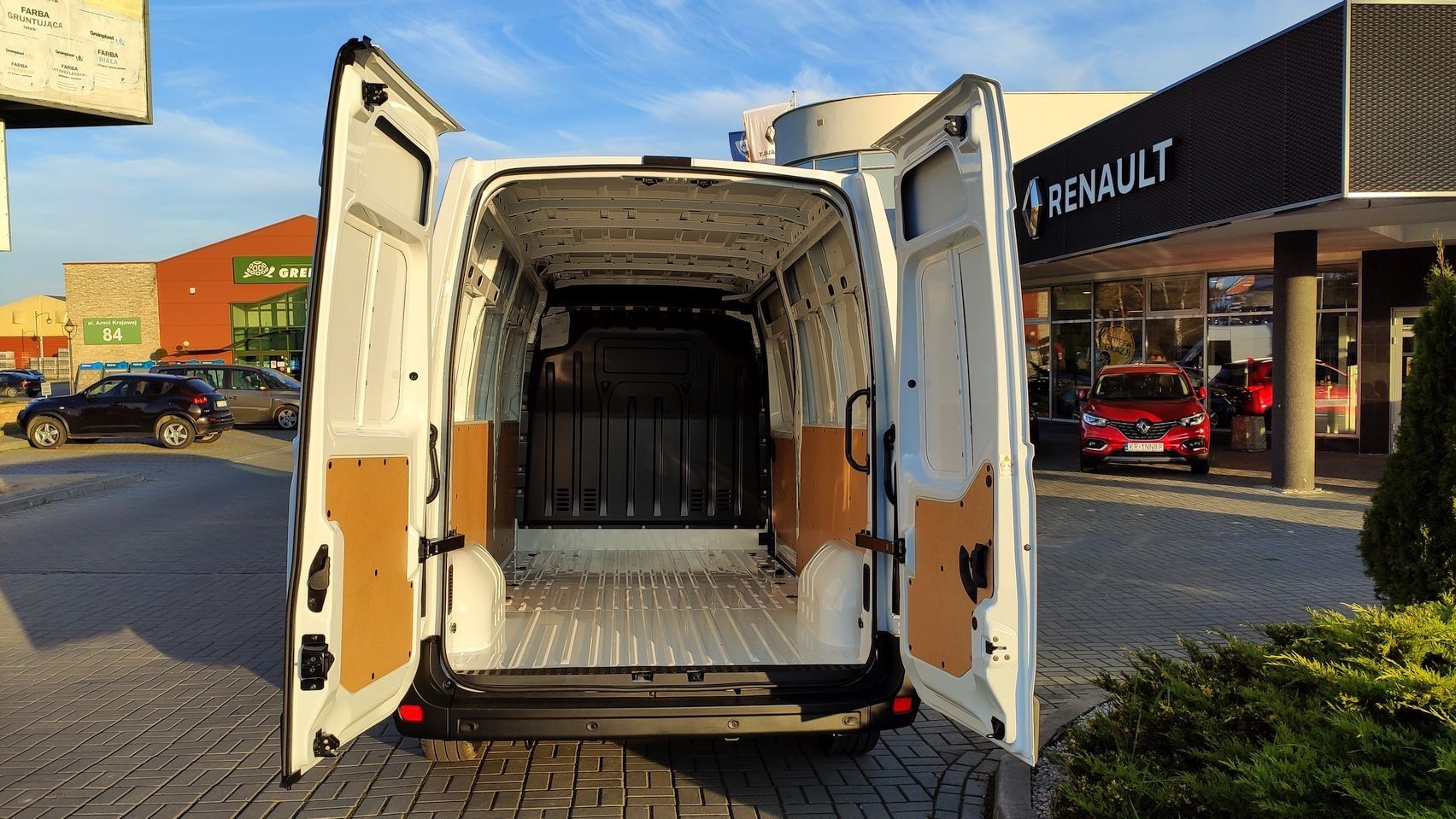 Wynajem busów, osobowych i dostawczych. Usługi transportowe