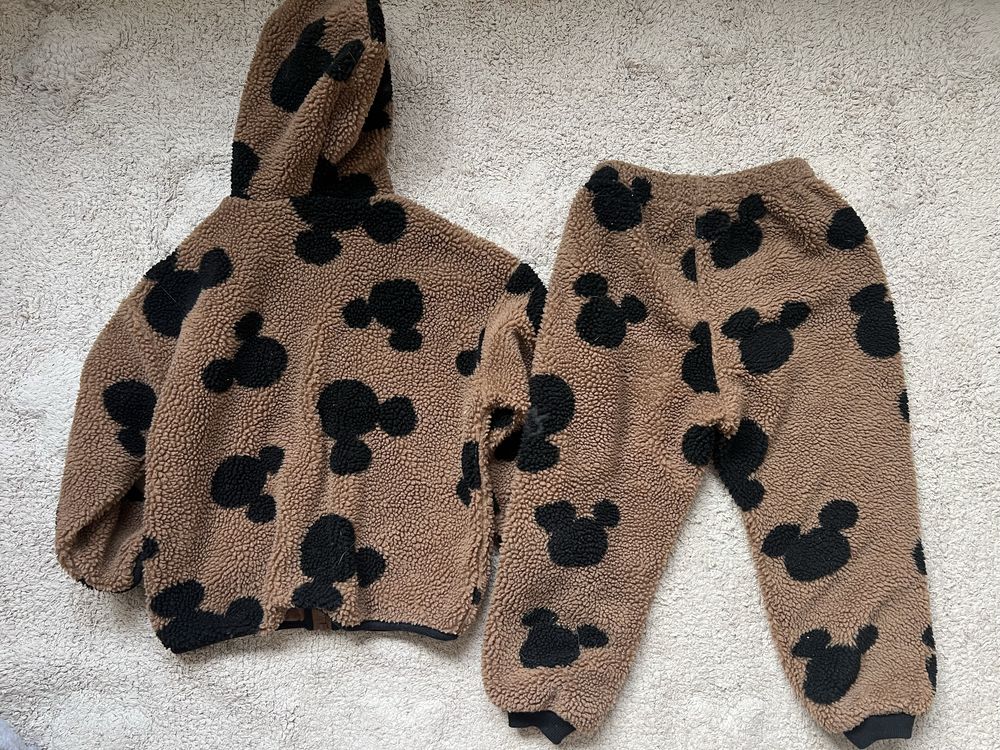 Dres mickey mouse Zara r.110